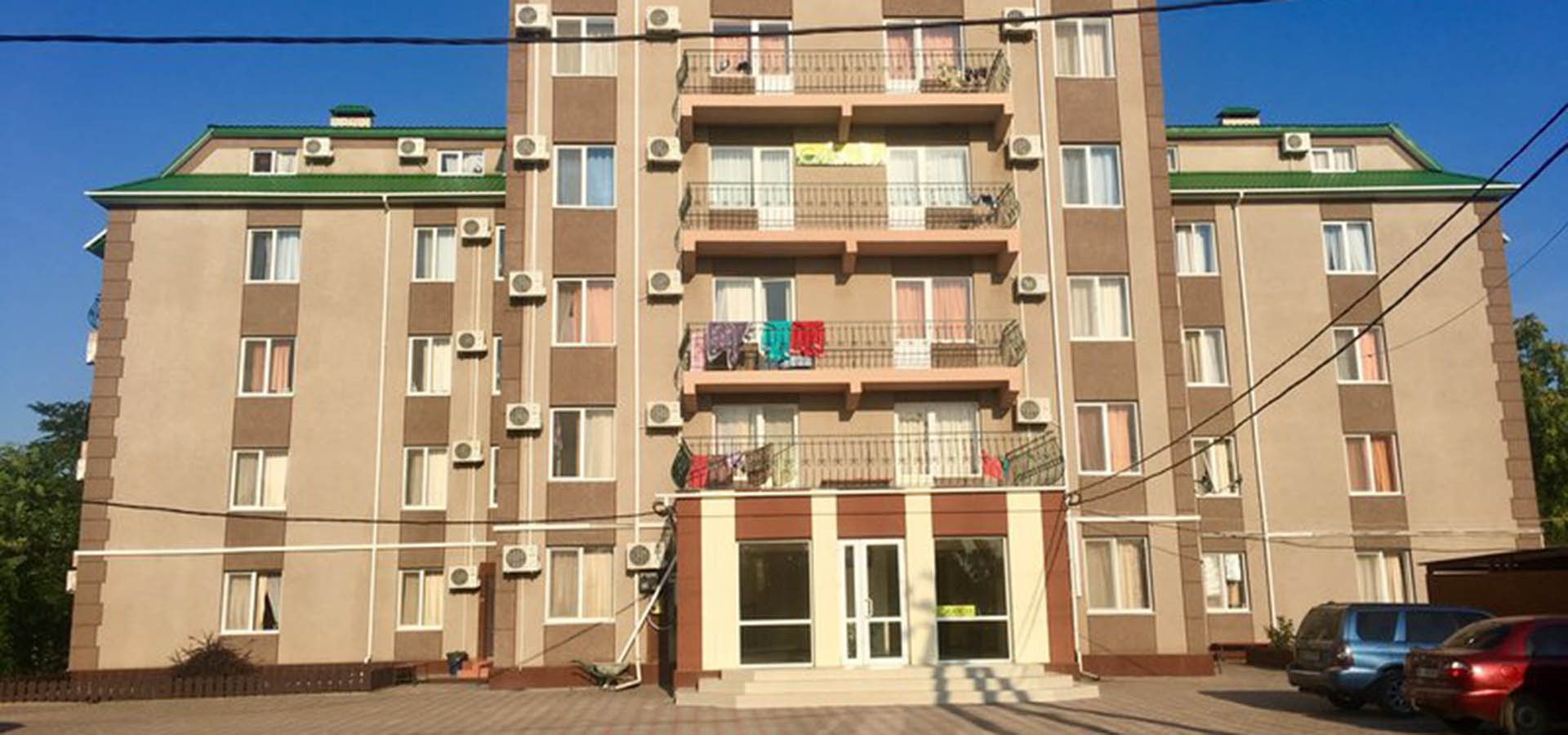 Гостиничный комплекс Сайгон, Железный порт, Украина